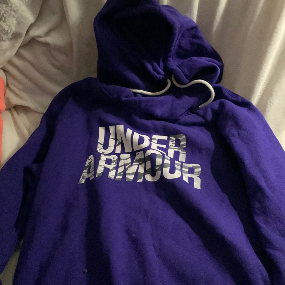 Under Armour purple hooded sweatshirt. Size M.